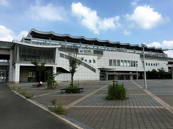 金城ふ頭駅