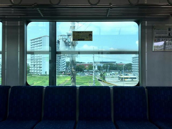 野跡駅から見た名古屋市港サッカー場