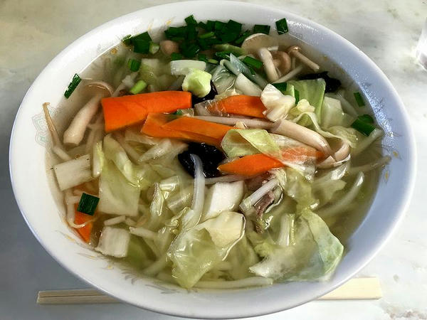 野菜ラーメン 750円