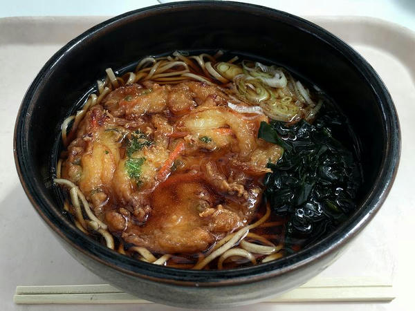 天ぷらそば 630円