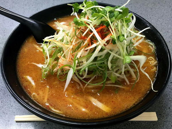 四川ラーメン みそ味 750円
