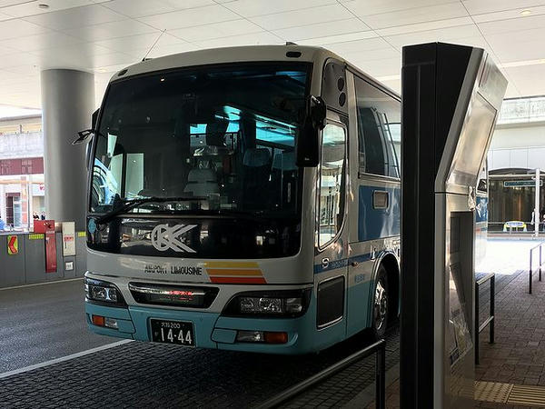 伊丹空港行きのリムジンバス