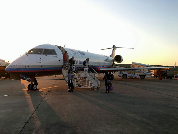 福島空港に到着したIBA79便（ANA3179便）】