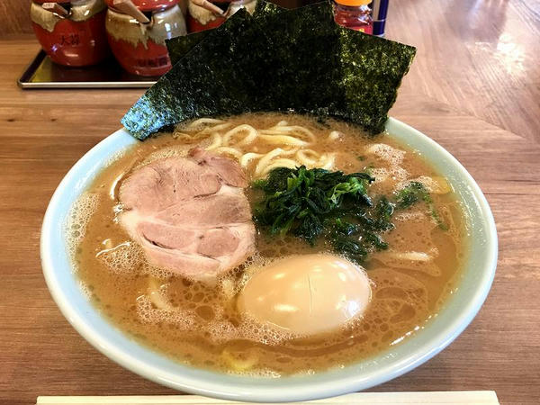 並らーめん 680円 ＋ 味付半熟玉子 100円