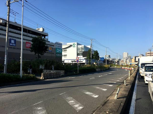 川崎競馬場遠景