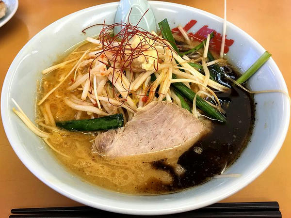 特製もやし味噌ラーメン 850円