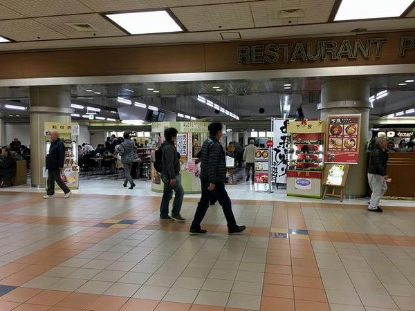 レストランプラザ（スタンド地下1階）