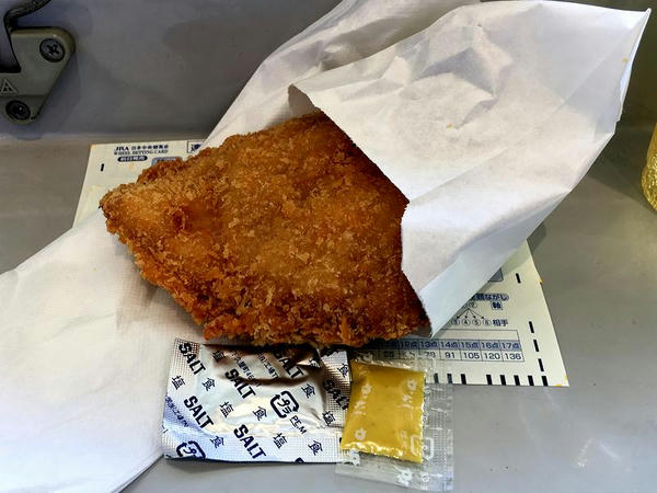 フライドチキン 320円