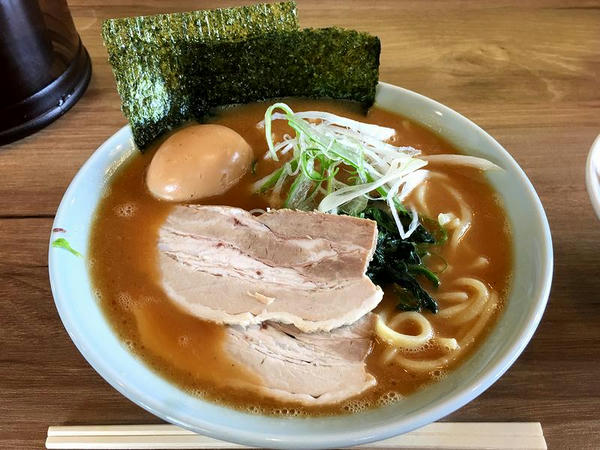 みそ豚骨（並） 800円 ＋ 味付半熟玉子 100円