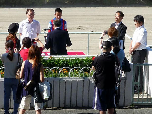 メインレースの表彰式