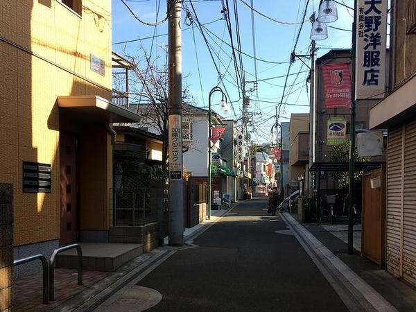 浦和駅から徒歩で