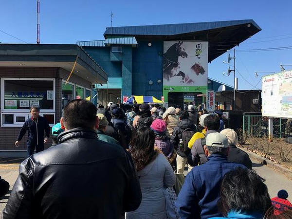 帯広競馬場開門！