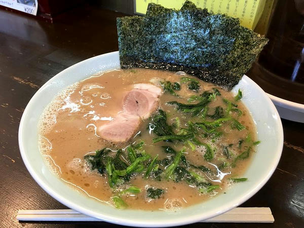 小らーめん 580円 ＋ ほうれん草増し 100円