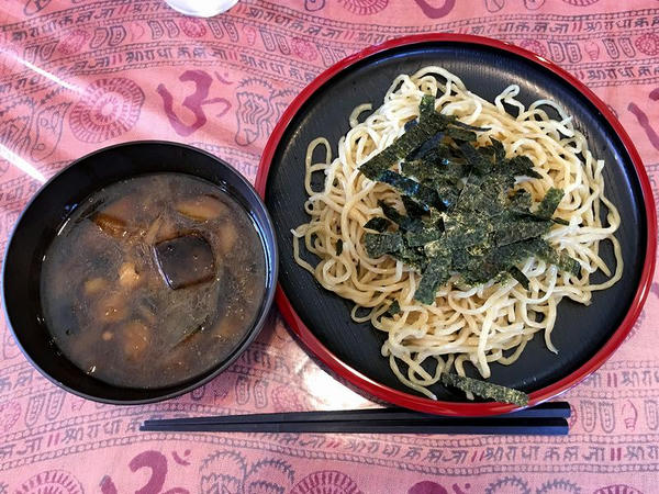 冷やし田舎つけ麺 680円