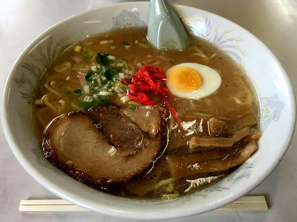 九州ラーメン 550円