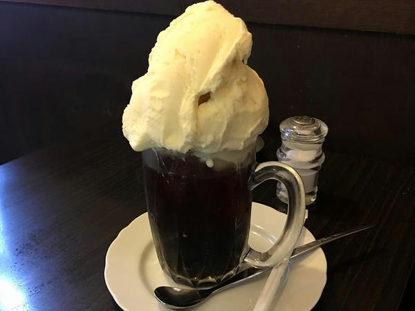 コーヒーフロート 500円