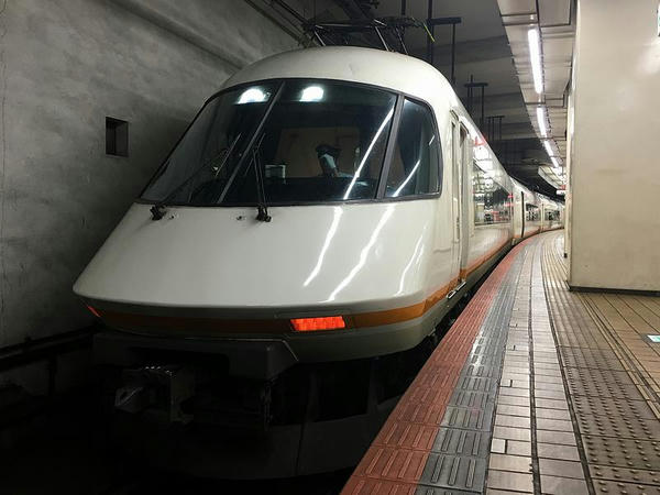 21000系電車「アーバンライナーplus」