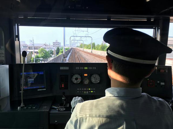 あおなみ線で名駅に