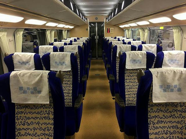 ビスタカーの車内（2階席）