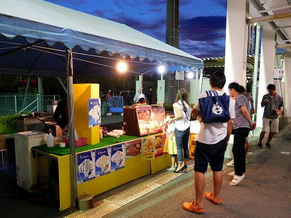 臨時の飲食売店