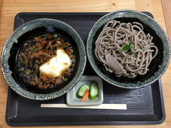 とろろひたしそば 850円
