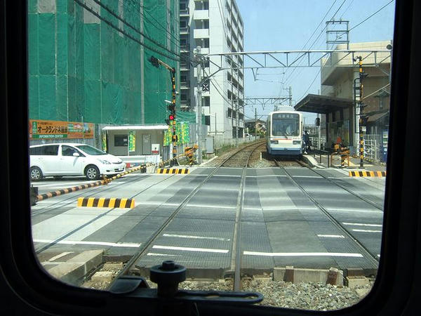ホームの配置が点対称の木屋瀬（こやのせ）駅