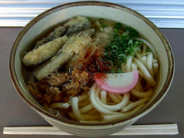 いただいた中央軒のごぼう天うどん