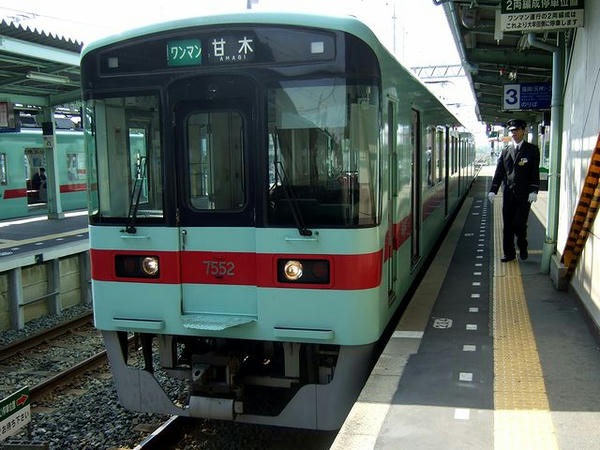 柳川駅からはワンマン運転の7588となる