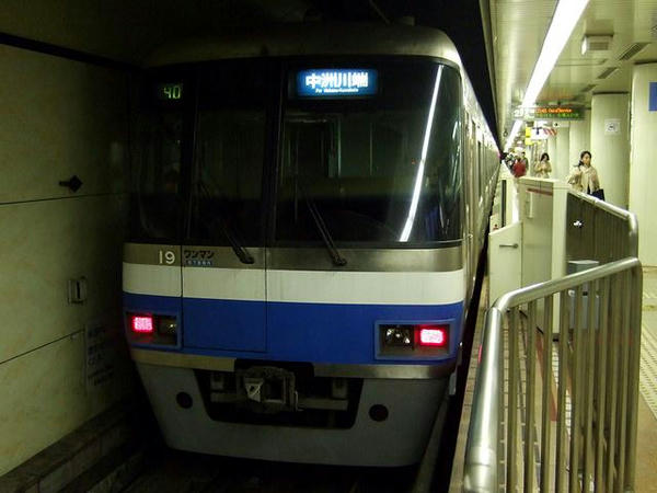 中洲川端駅に到着した391