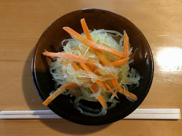 そうめん瓜のサラダ 150円