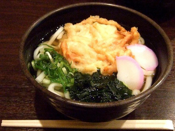 めん処吉備のかきあげうどん450円
