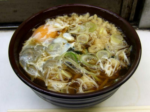 わかめそば 350円 ＋ 生たまご 50円