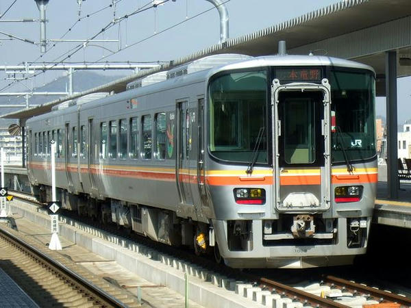 JR姫新線のキハ217系気動車