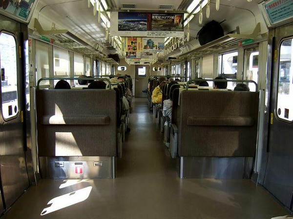 1313Mの車内