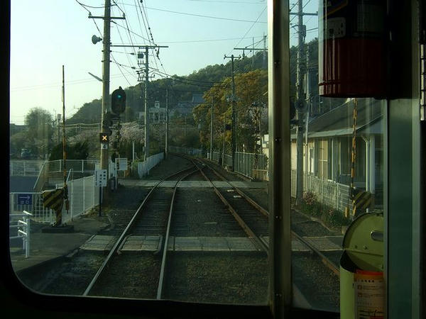 梅津寺駅－高浜駅は単線に