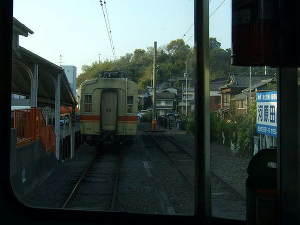 高浜駅に到着