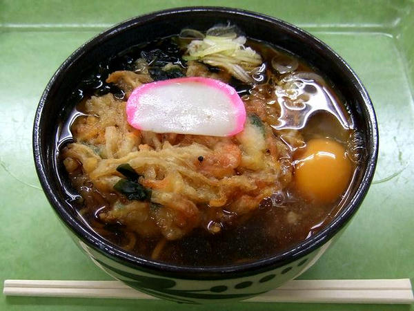 天玉そば 560円