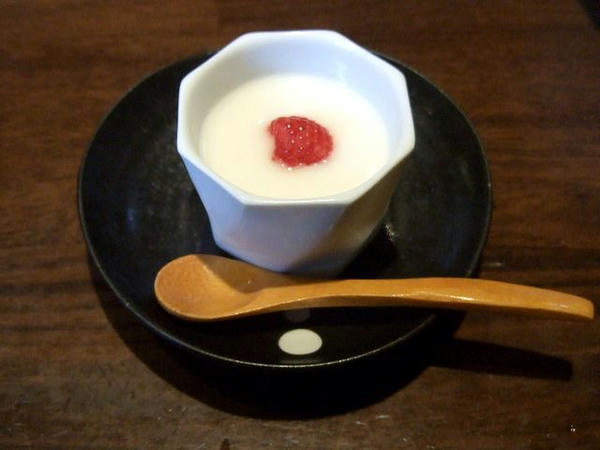 噴火めしセットのデザート（杏仁豆腐） 
