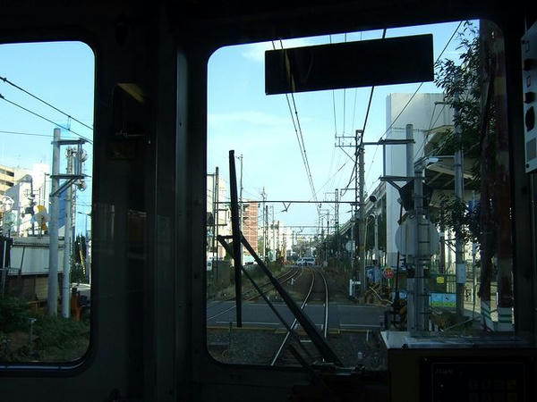 最後尾の車窓から2 阪神高速に沿って