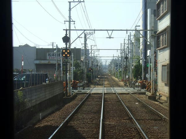 二度目の専用軌道を行く