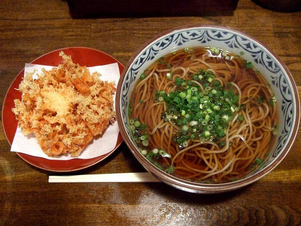 桜えびそば 580円