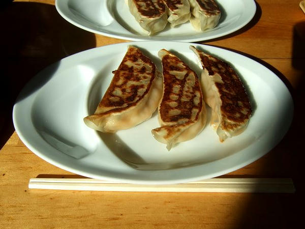 ジャンボ餃子（辛口） 370円