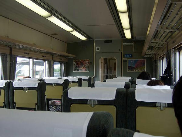 車内の様子（3号車）