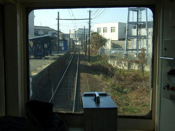 黒髪駅停車