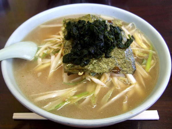 ネギラーメン（普） 730円