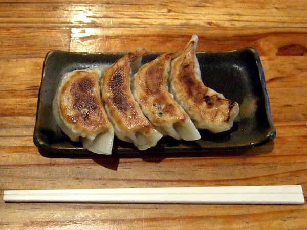 餃子セットの焼餃子
