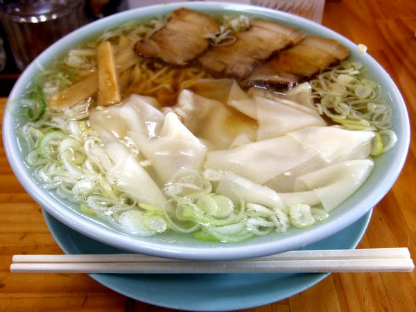 あっさり系ワンタンメン 780円 