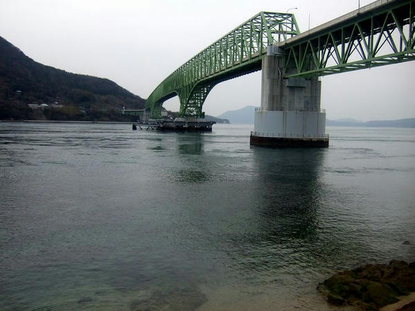 大畠瀬戸に架かる大島大橋
