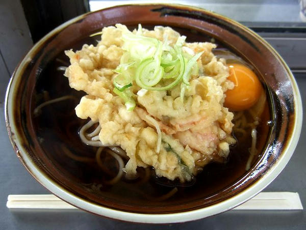 天ぷら玉子そば 500円