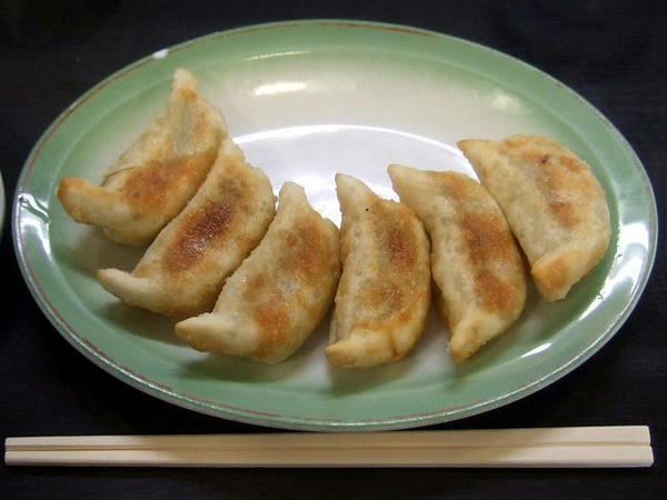 揚げ餃子6個 380円